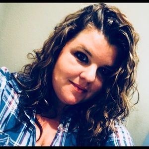 Meet your Posher, Pamela